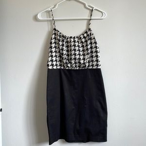 Forever 21, Sleeveless spaghetti Strap dress. Size S, worn only once